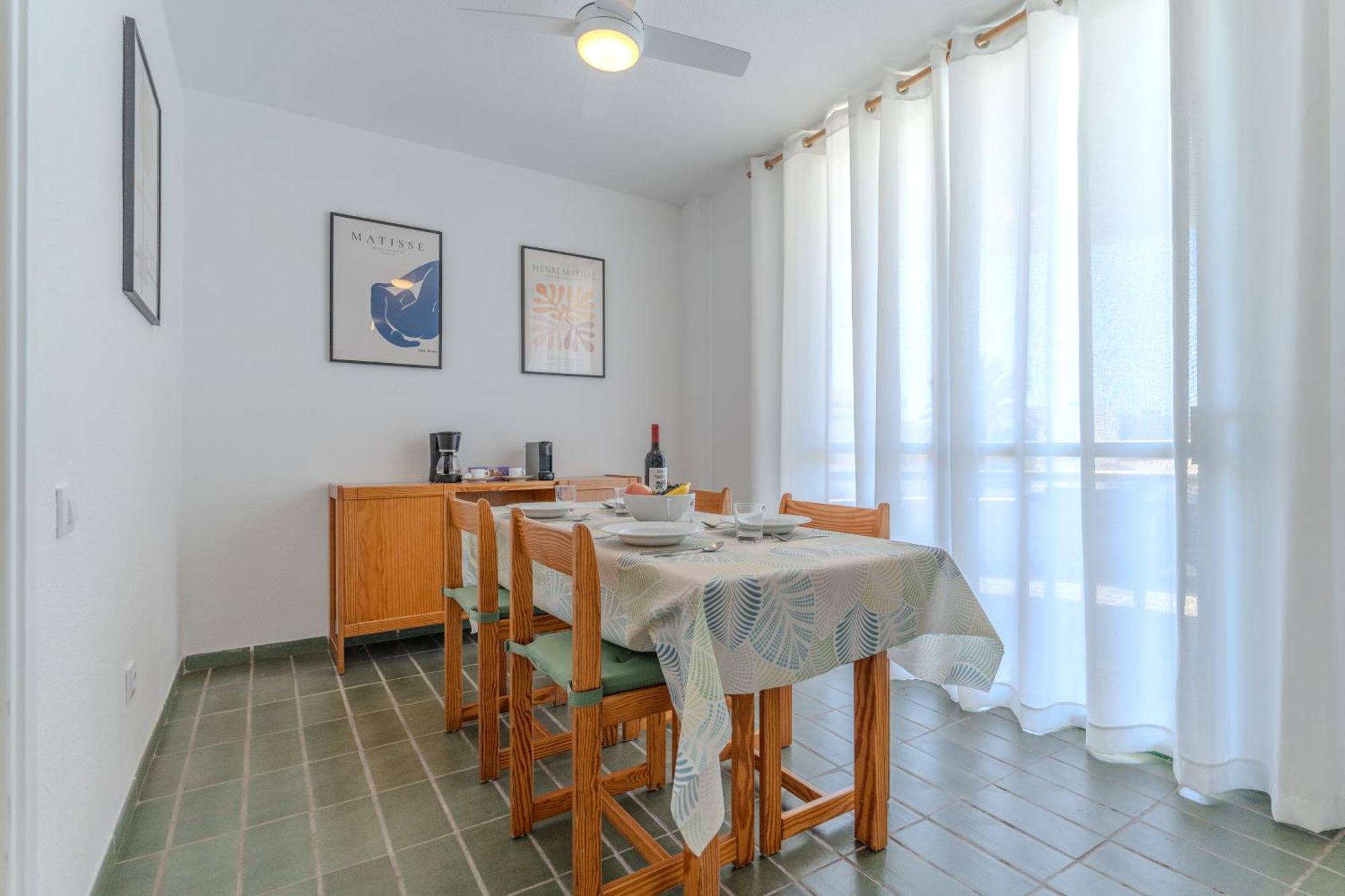 Go2Tenerife Apart Sira Family, Pool & Beach Playa de las Americas  Eksteriør bilde